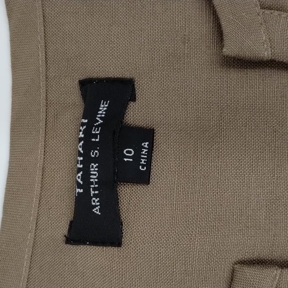 Tahari Arthur S. Levine Beige Shift Dress with Embellishments Size 10 - Picture 12 of 15